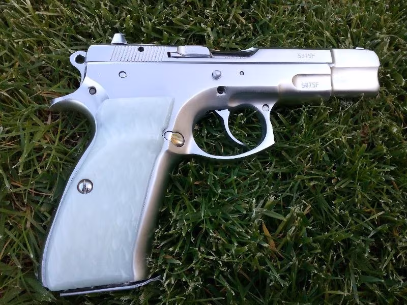Emekli polisten 95 MOD. CZ-75B