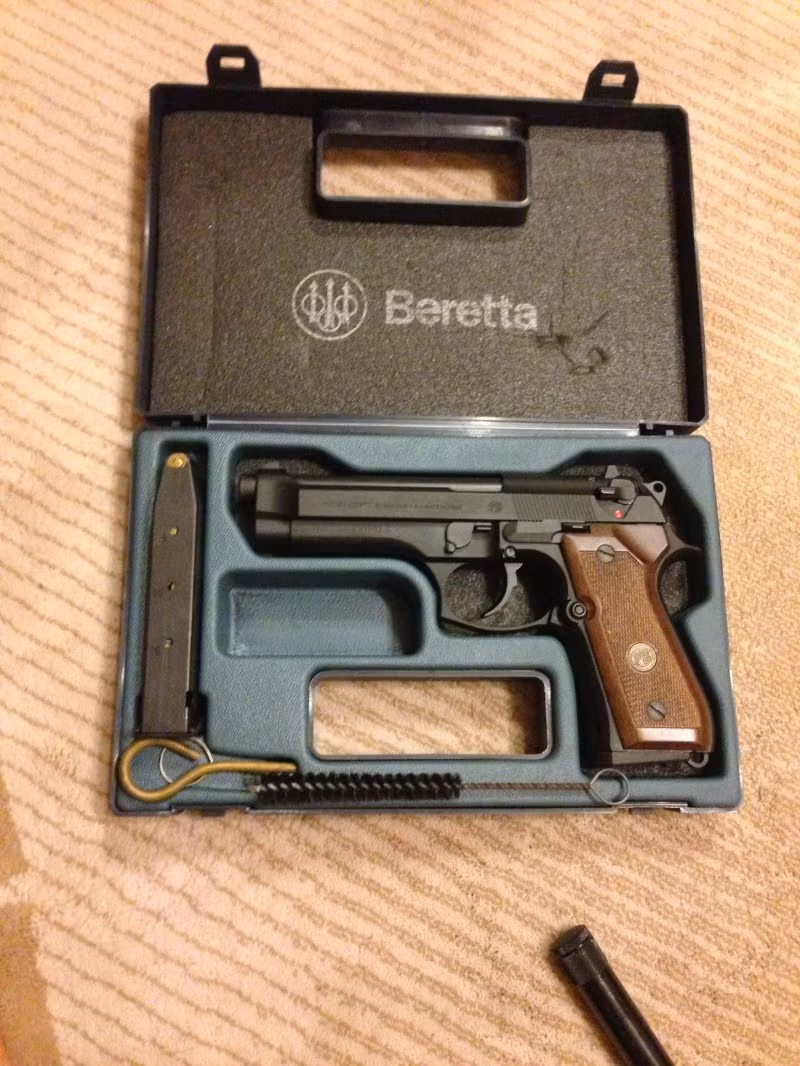 Hiç kullanılmamış ruhsatlı BERETTA F92