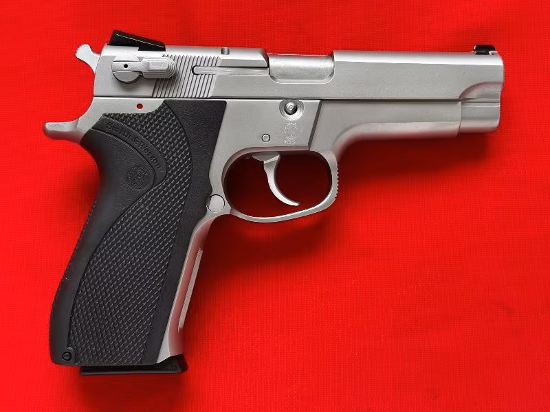 SMITH WESSON 5906