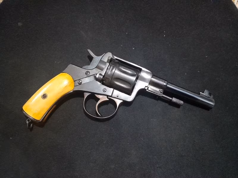 NAGANT REVOLVER