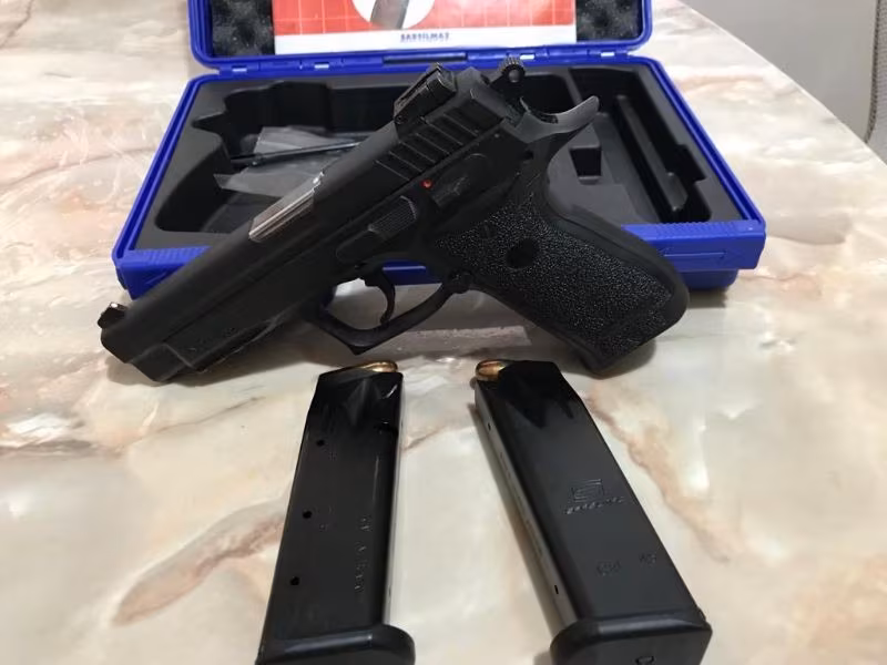 Satilik bulundurma ruhsatlı k2 45 sarsılmaz tabanca