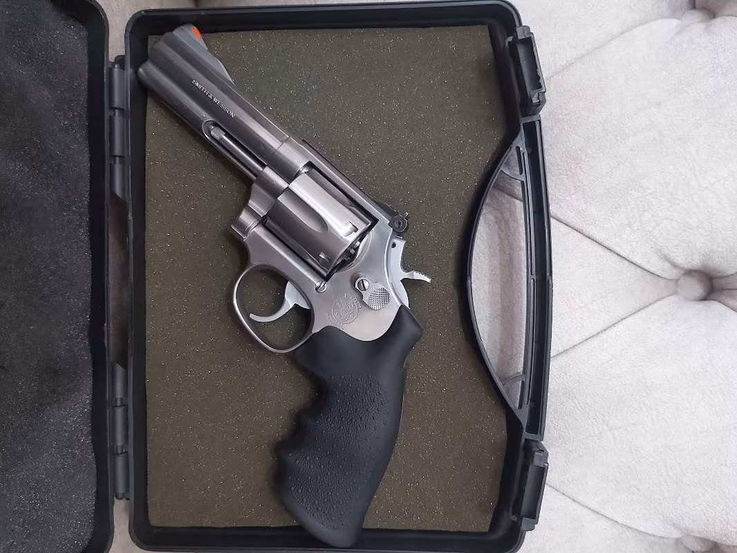SMİTH WESSON MOD. 686-3 357 MAGNUM 4İNÇ