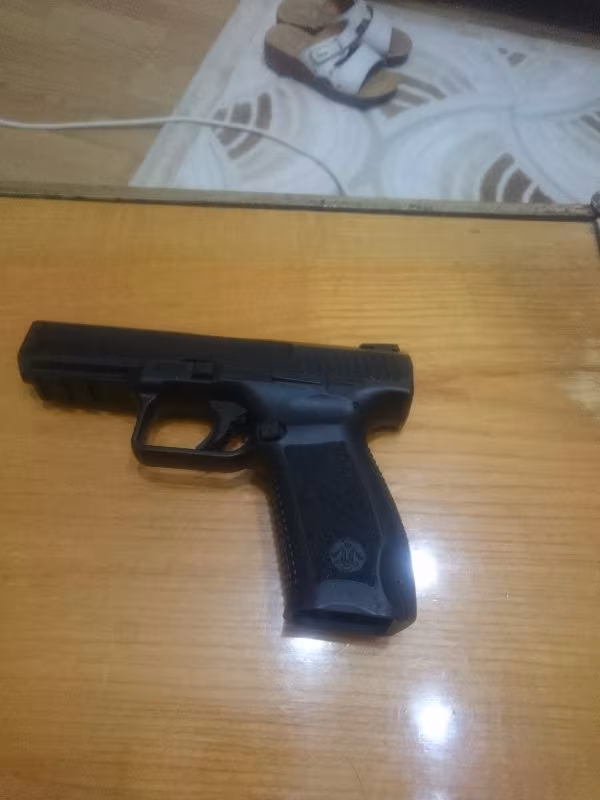 Çok az kullanılmış tabanca