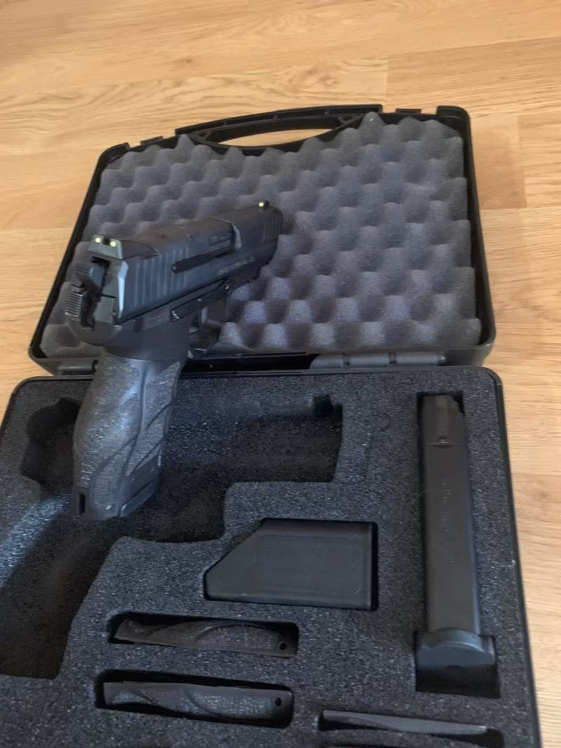 SAHİBİNDEN TERTEMİZ KUTUSUNDA HK P30