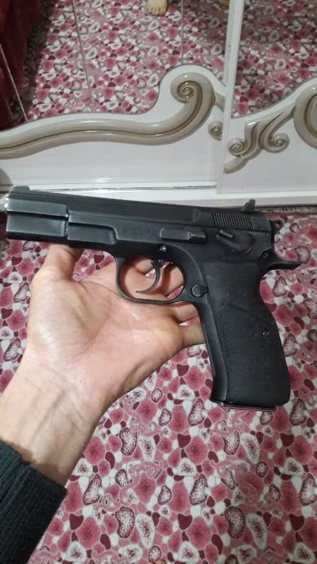 Satlik ruhsatli sarsilmaz kılıç 2000 light