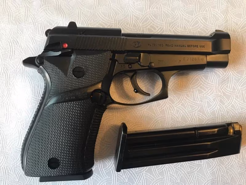 Beretta F81 12+1 (7.65 Calibre)