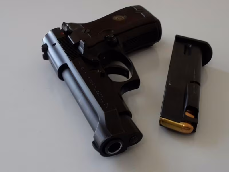 ORİJİNAL İTALYAN BERETTA 84FS  9.0 mm. 13+1