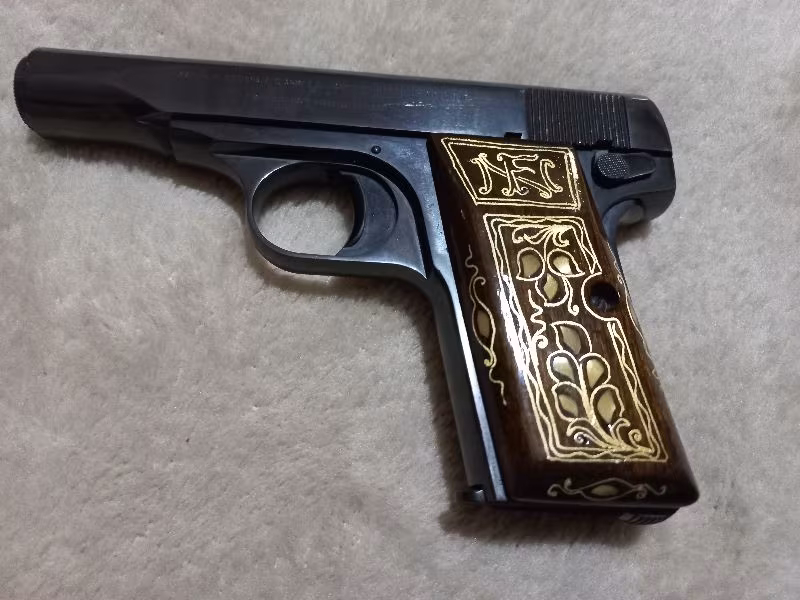 Emekli Astsubaydan satılık silah