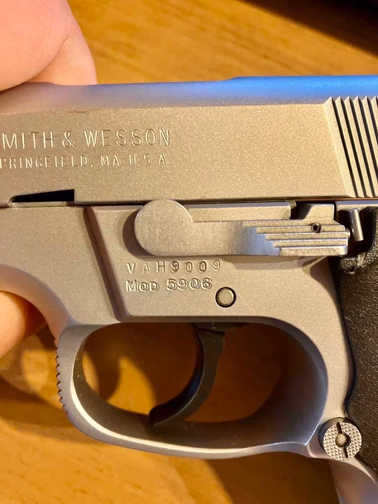 Smith & Wesson Otomatik