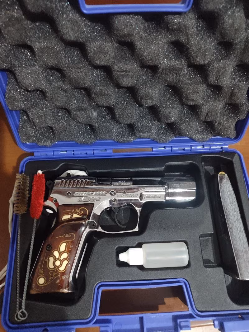 Temiz kullanılmış Sarsılmaz