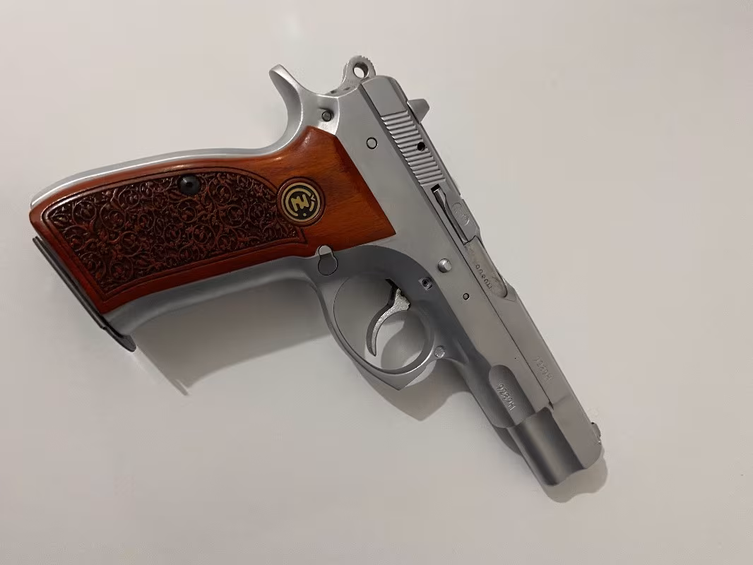 Emekli polisten CZ 75 B