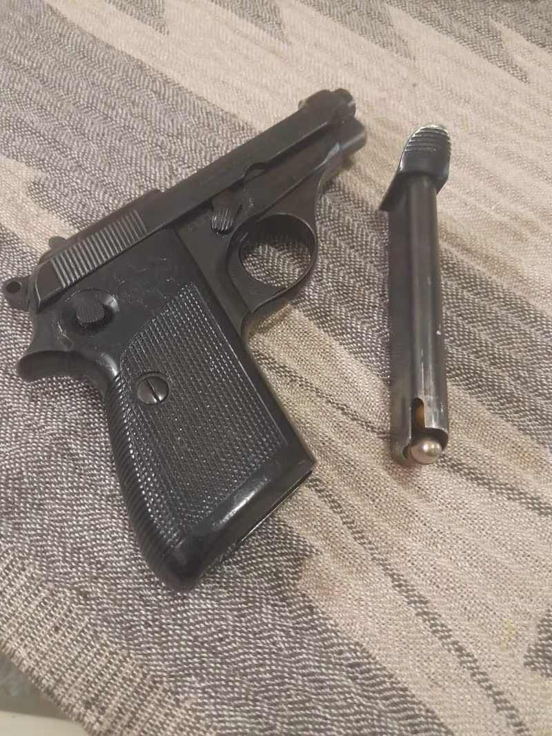 Asker Emeklisinden Ruhsatlı 7.65 MM İtalyan Baretta