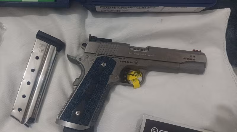 Hiç kullanılmamış yeni geldi colt cold trophy 9x 19