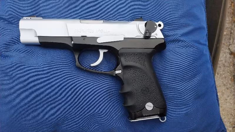TERTEMİZ SORUNSUZ BAKIMLI RUGER P85