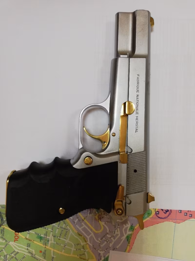 BALIKLI SİNEKLİ MEMUR DAN