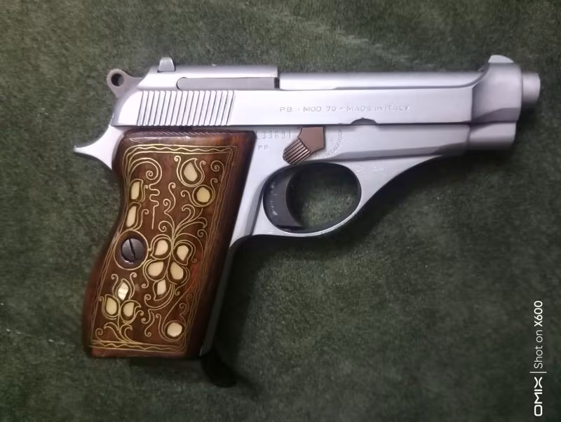 EMEKLİ POLİSTEN 7,65 DÜGMELİ BERETTA