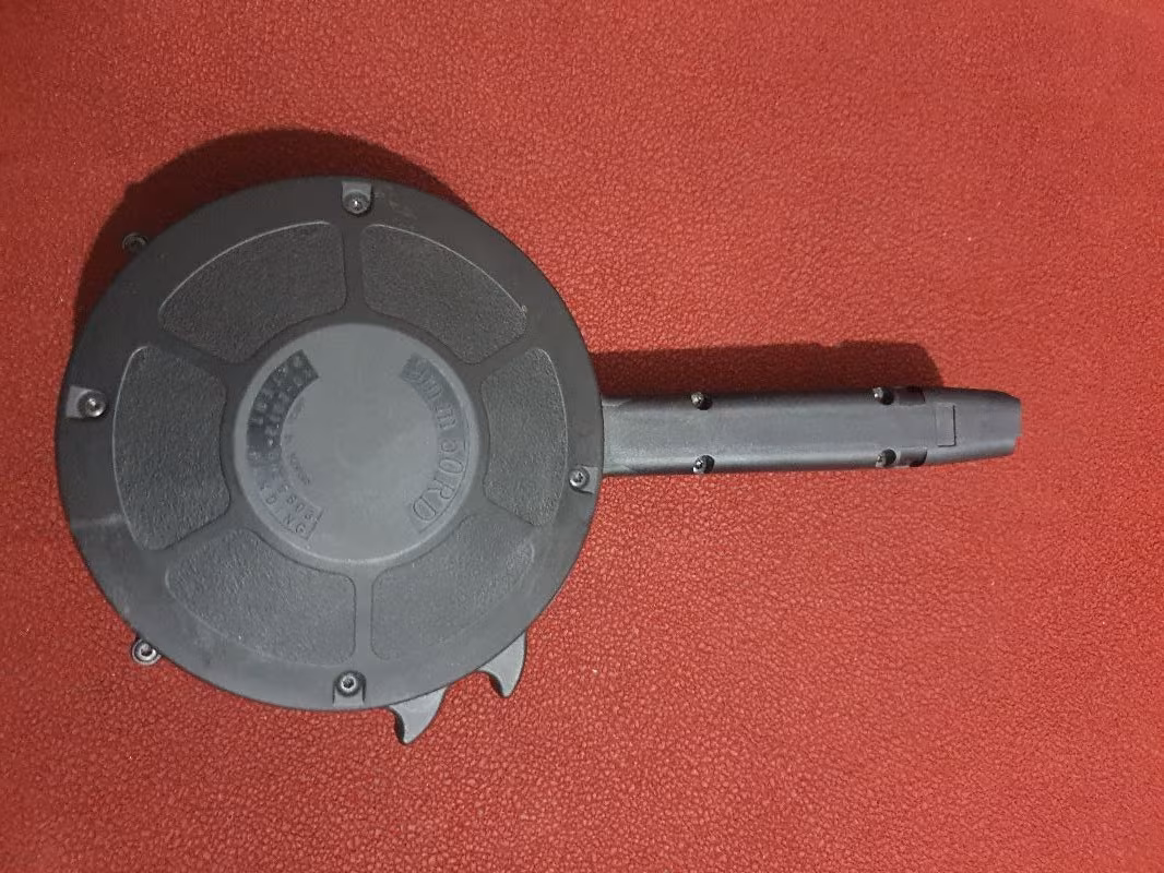 Glock şarjörleri ve dipçik