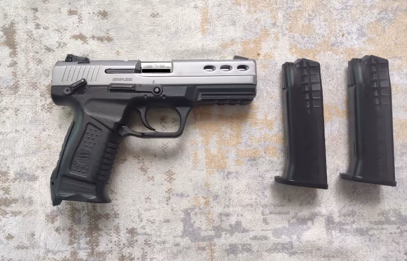 ASKERİ PERSONELDEN TEMİZ SARSILMAZ