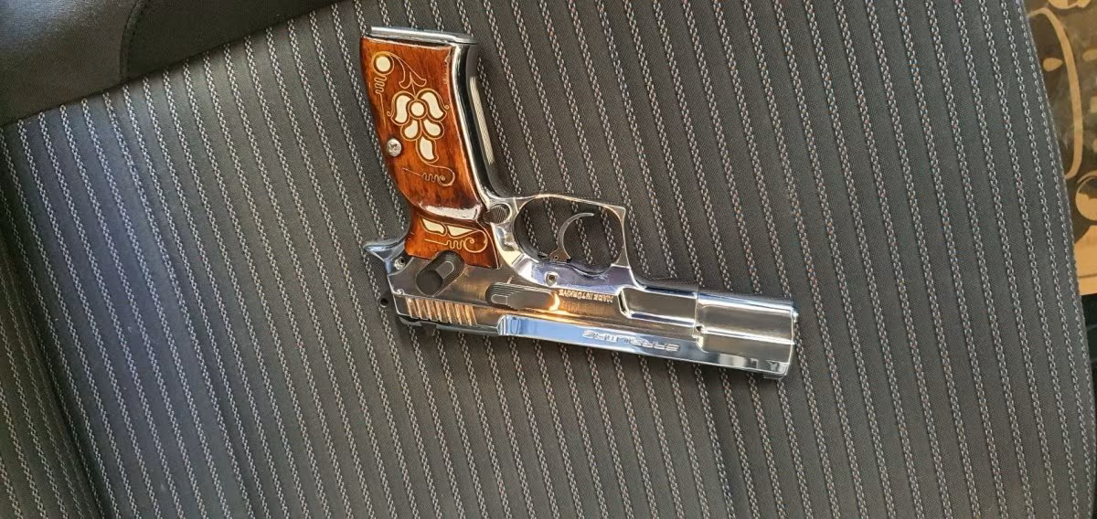 Sıfır ciziksiz mega 2000