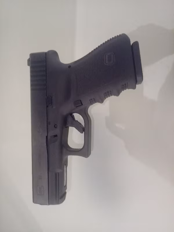 TEMİZ GLOCK 19
