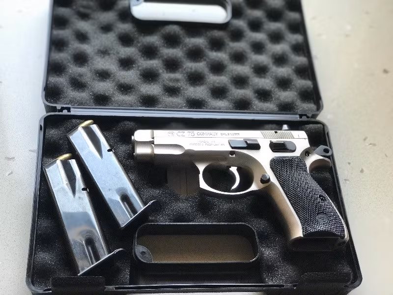 CZ 75 COMPACT