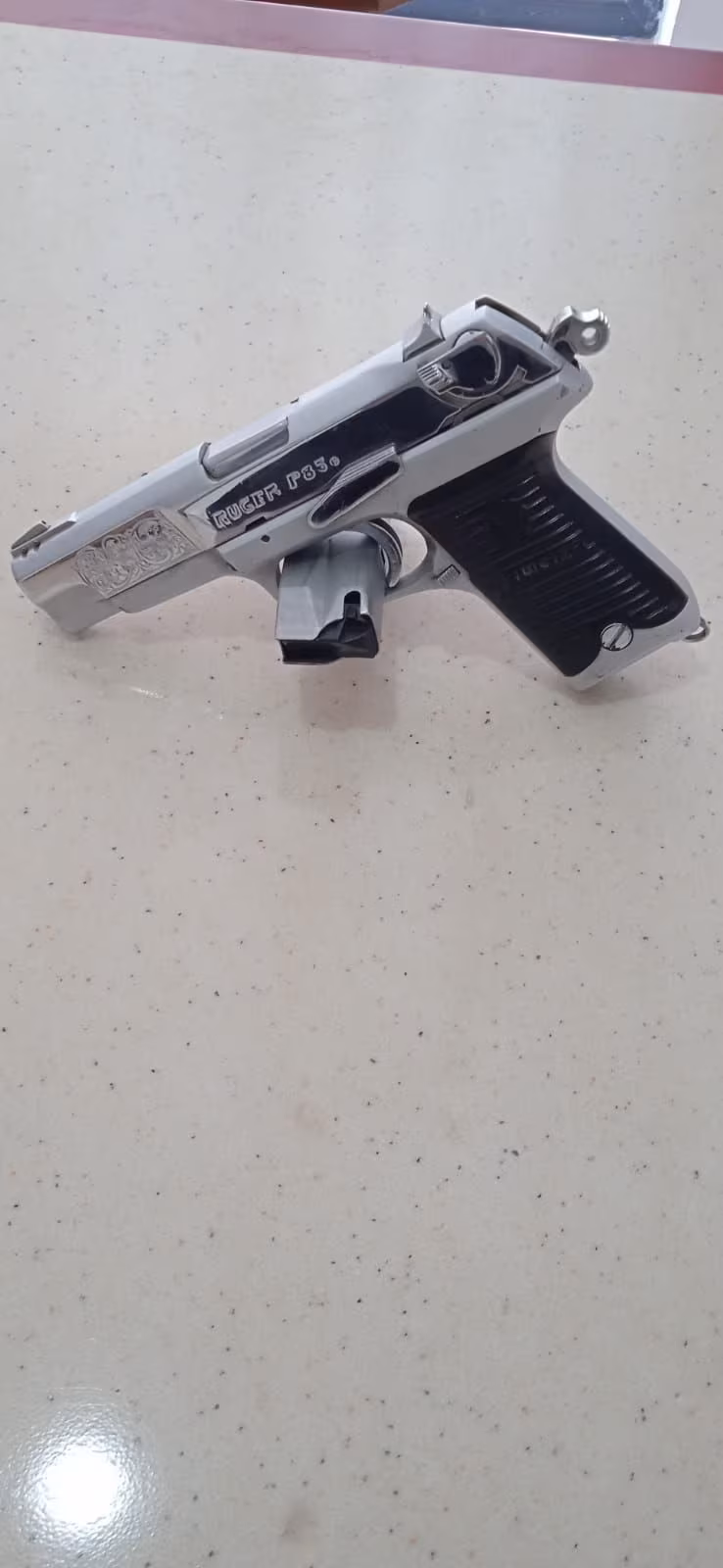 MEMUR dan TEMİZ RUGER
