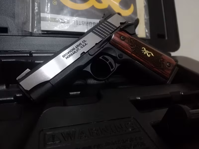 Browning BLACK LABEL 1911 380 auto
