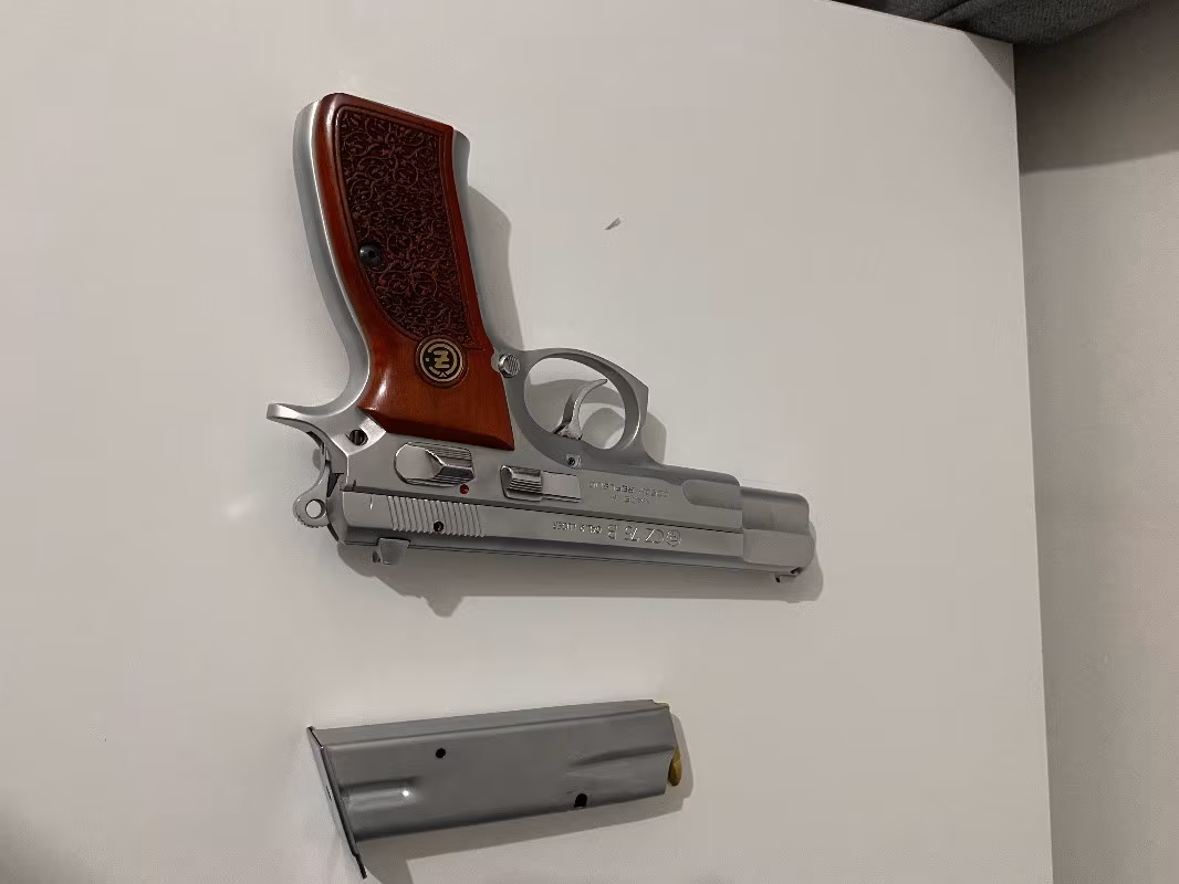 Emekli polisten CZ 75 B