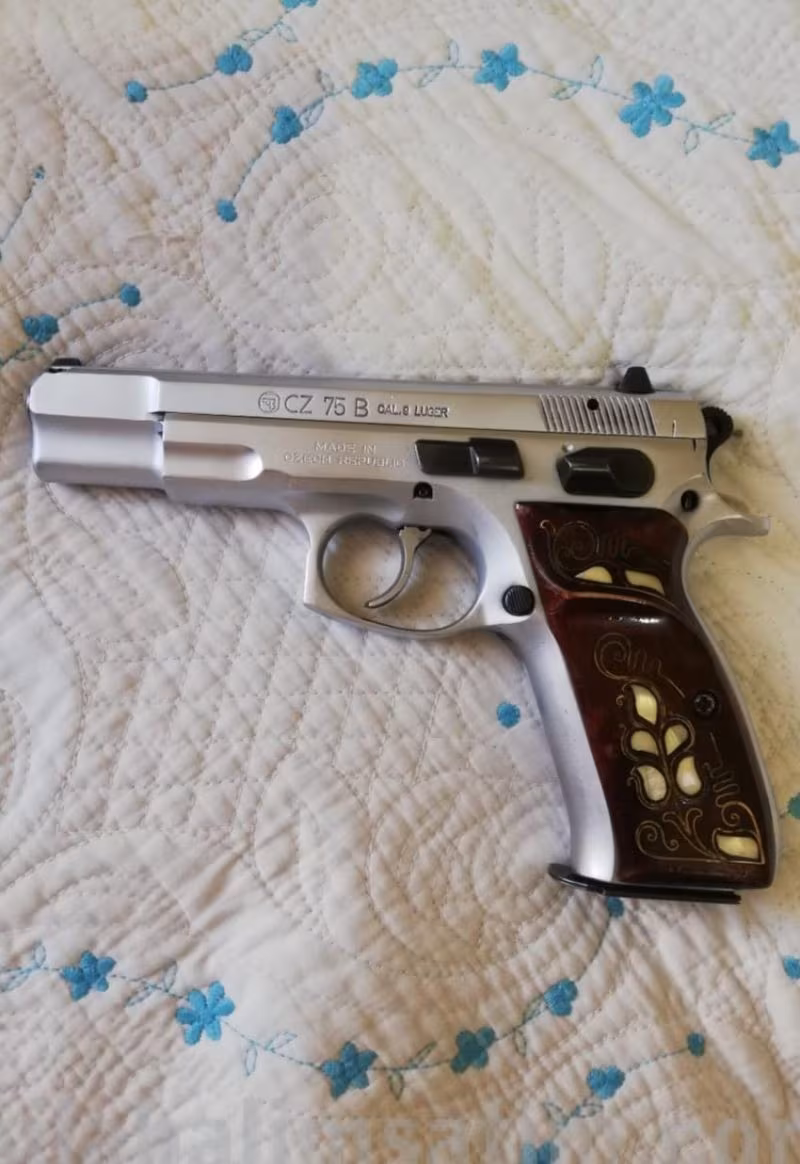 95 Model Sıfır Ayarında CZ-75 B Komple Çelik