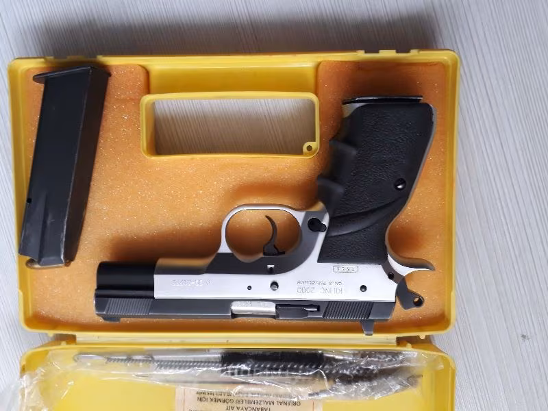 SARSILMAZ KILINÇ 2000