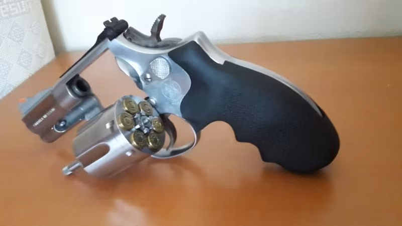 SMİTH WESSON TOPLU 6 PATLAR TERTEMİZ