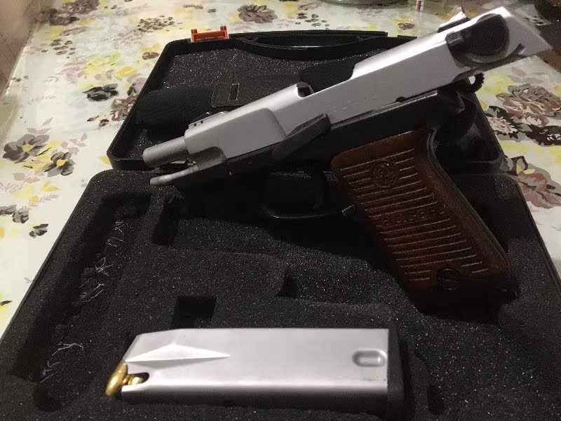 Kaya gibi... U.S.A. Makina bu...