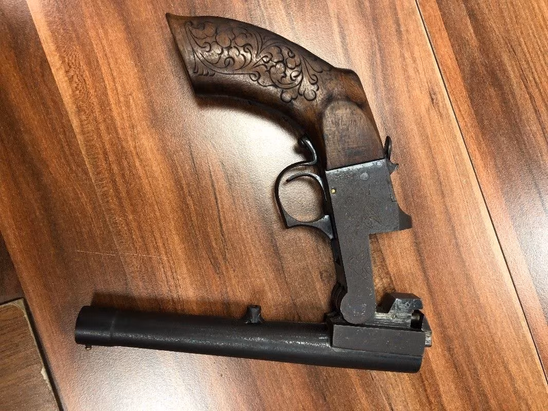 Antika tek kırma tüfek