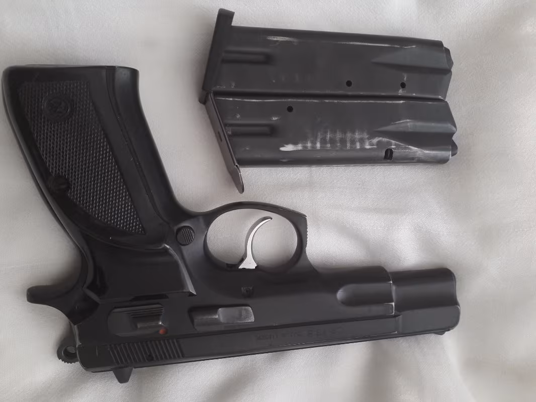 E.polis memurundan orjinal cz 75 b