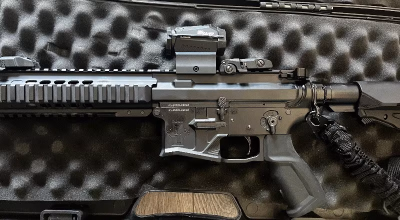 Husan M71 + Sig Sauer Romeo 5 + bol ekipman ve mermi , açıklamayı okuyunuz