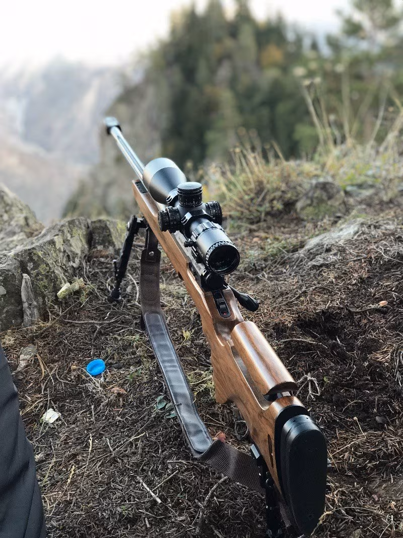 OVİS B08 SIFIR AYARINDA ÜSTÜNDE TİTAN DÜRBÜN