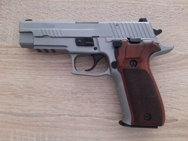 Sıfır SIG SAUER P226 ELİT STANLENS