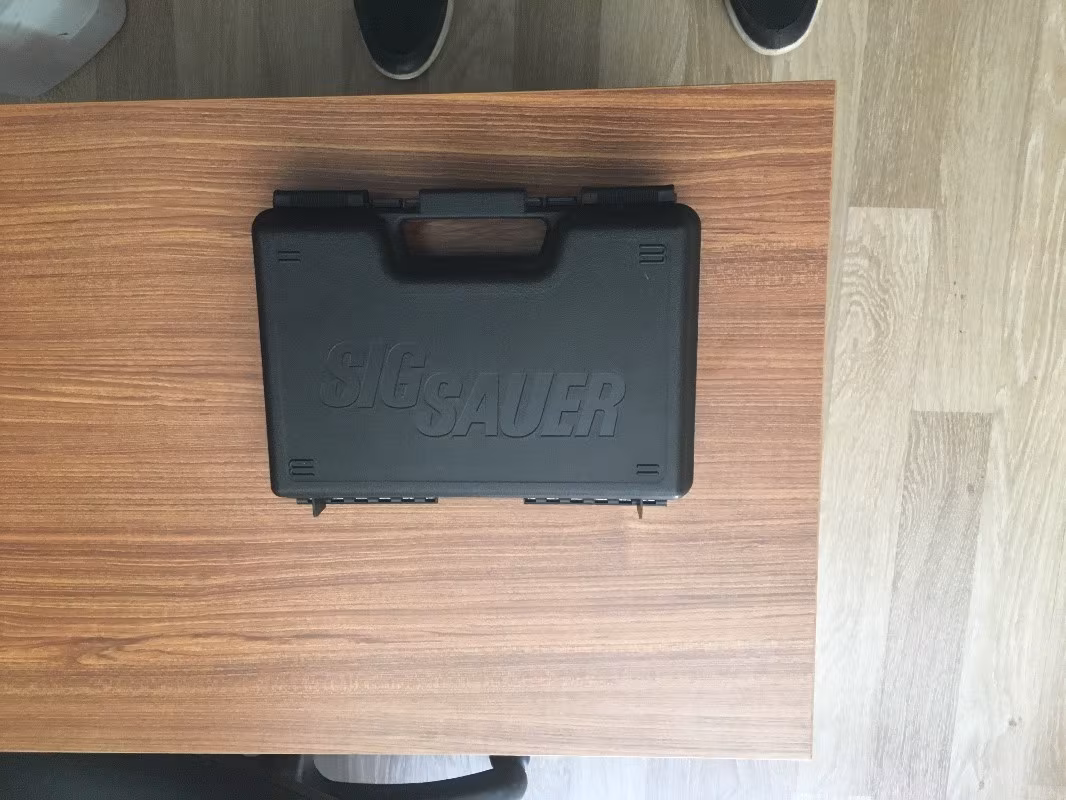 Memurdan temiz Alman Sıg sauer