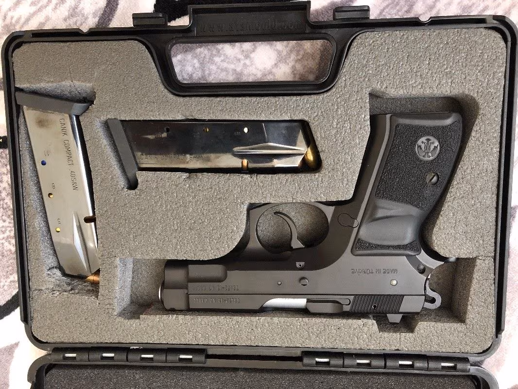 Memurdan sıfırdan farksız kutusunda canik c100