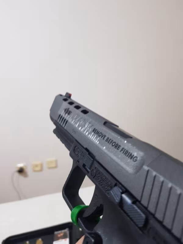 Kutusunda sıfır kullanılmamış silah