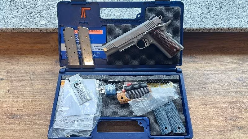 Colt 1911 Rail Gun Sıfır Kondüsyon Tam Set