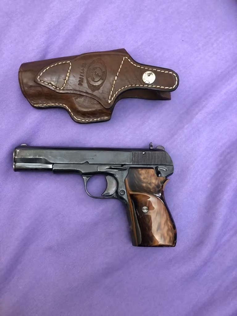 EMEKLİ AST.SUBAY dan TERTEMİZ TOKAREV PARABELLUM ( 50 ADET HEDİYE FİŞEKLİ)