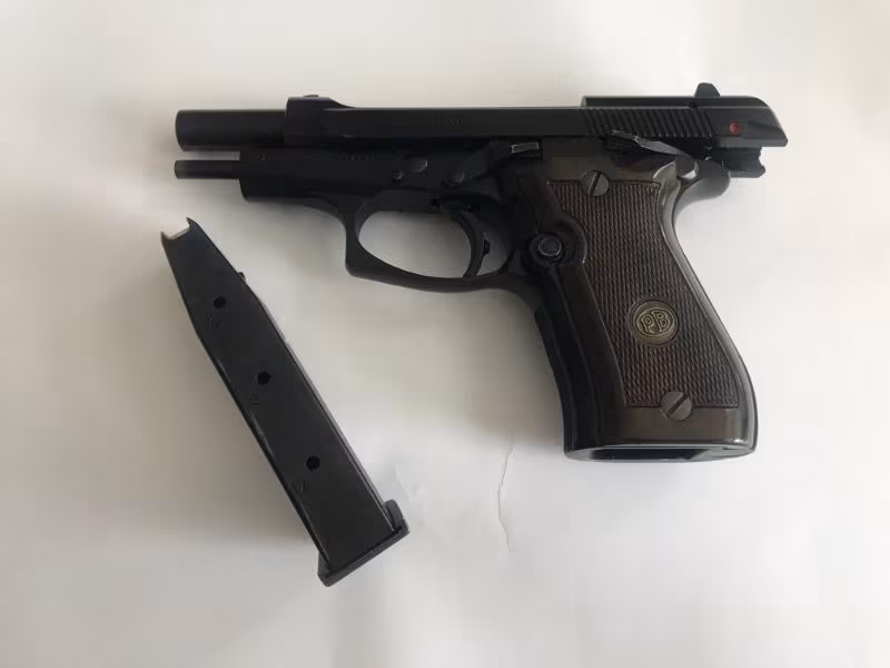 çok temiz Beretta F81 12+1 7,65
