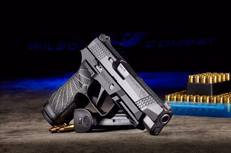 TÜRKİYE’DE TEKK!!! ”WILSON COMBAT-SIG SAUER WCP320 CARRY” 9*19 mm 17+1 SIFIR KUTUSUNDA