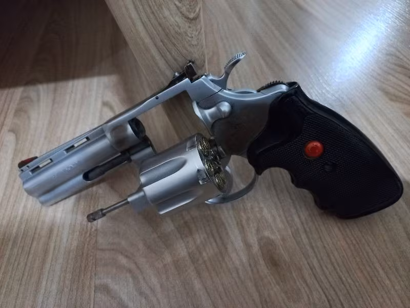 Gümüşay toplu tabanca