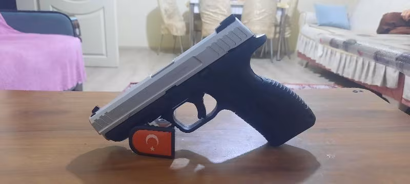 Askeri personelden Girsan MC 28 SAS