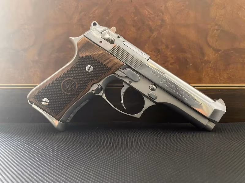 Beretta MOD 92 FS 9 MM.
