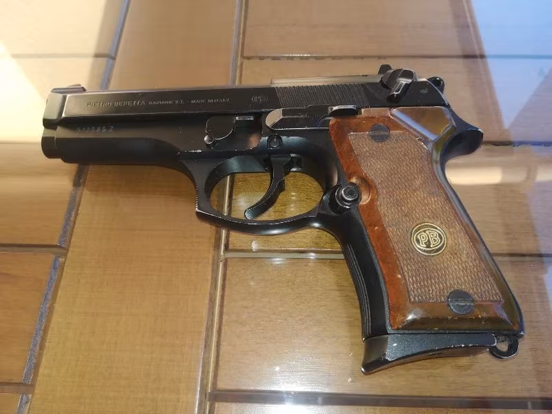 Beretta F92 Compact 13+1