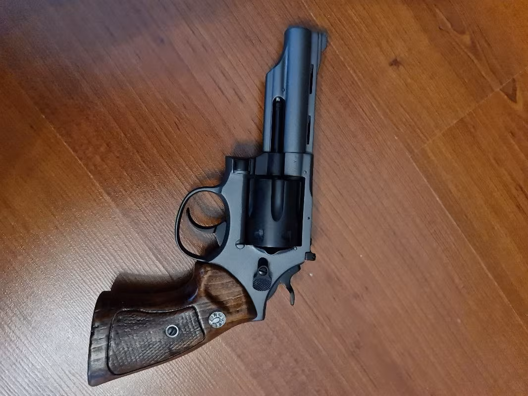 LLAMA Comanche3 357 Magnum  Toplu Tabanca