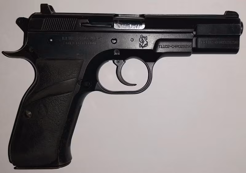 Emekli Jandarma Personelinden Sarsilmaz Kiliç 2000 light